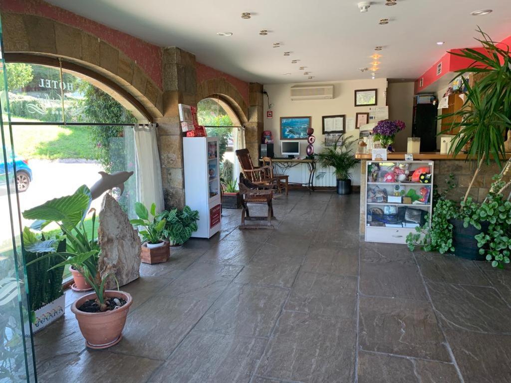 Hotel Marfrei Hinojedo Dış mekan fotoğraf