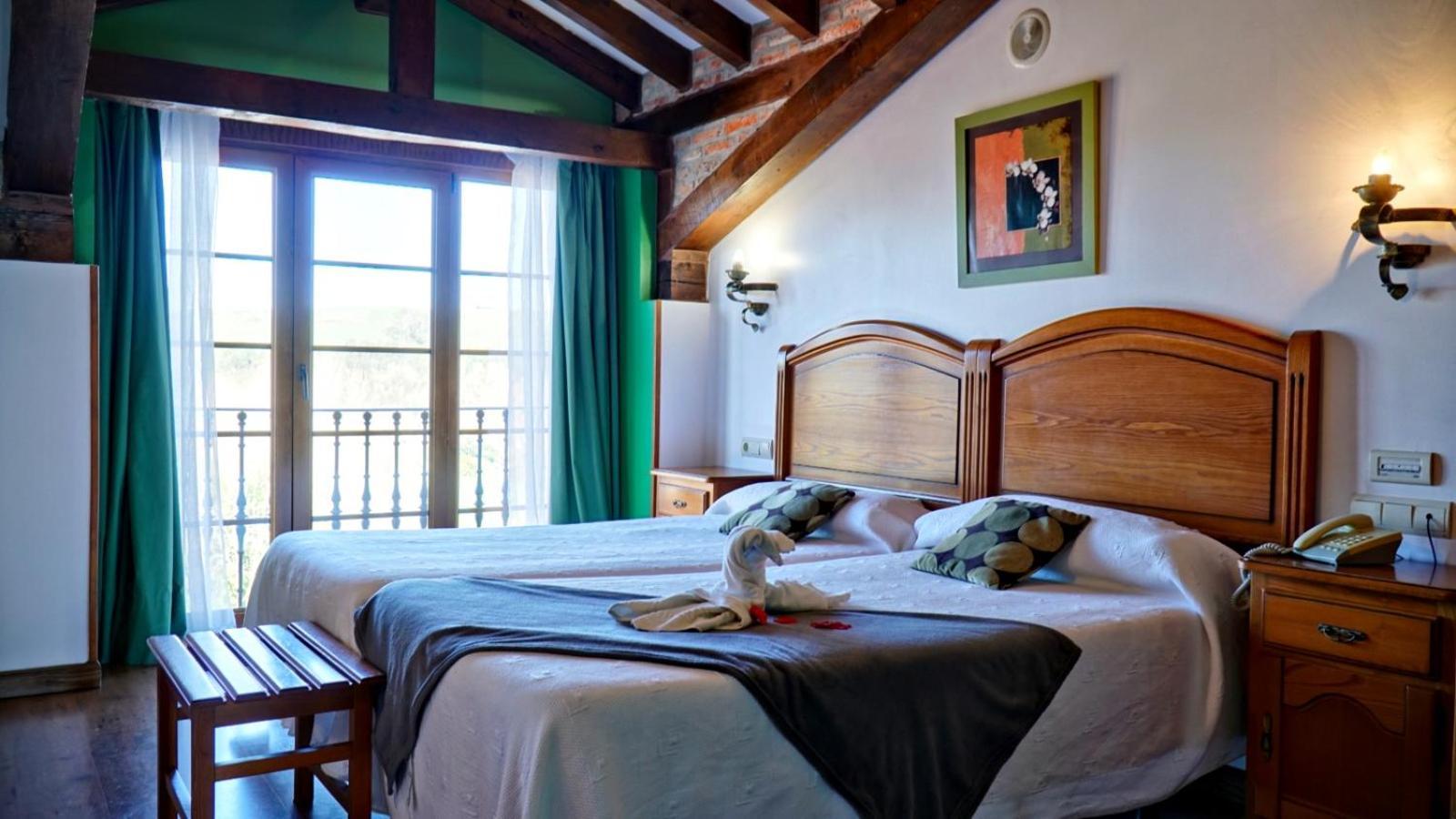 Hotel Marfrei Hinojedo Dış mekan fotoğraf