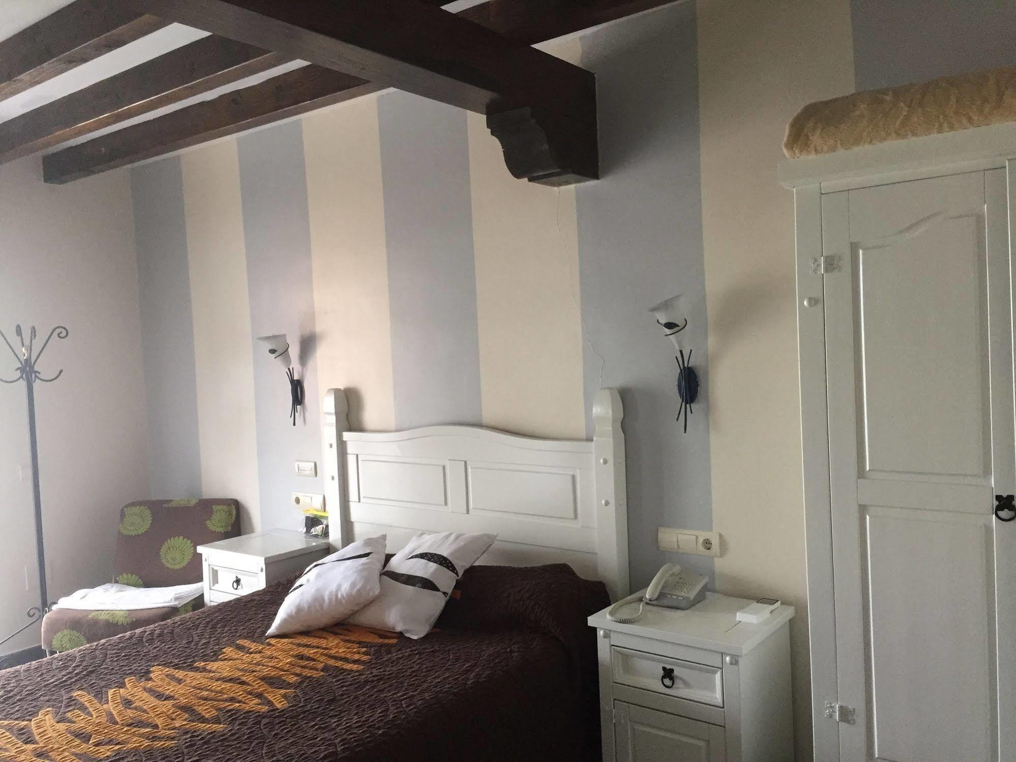 Hotel Marfrei Hinojedo Dış mekan fotoğraf