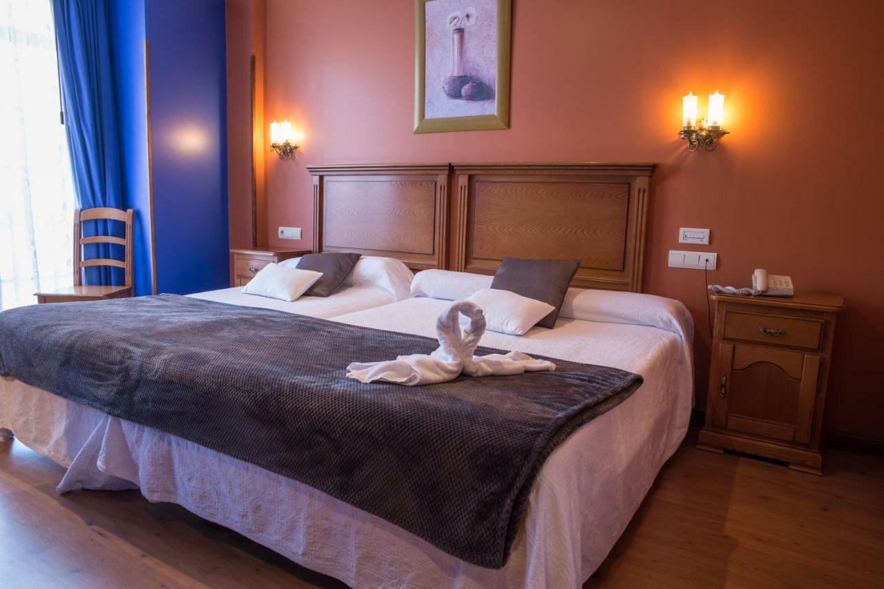 Hotel Marfrei Hinojedo Dış mekan fotoğraf